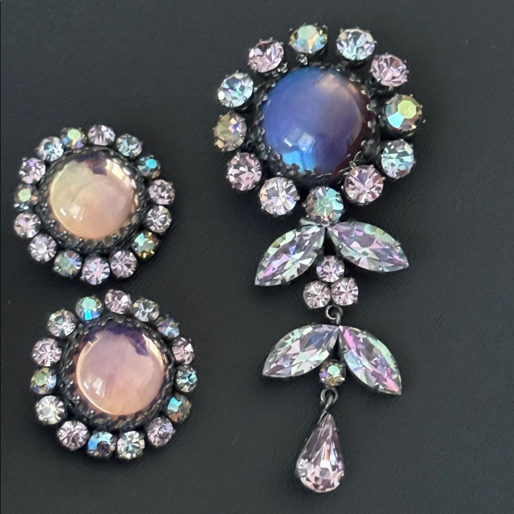 Vintage Austrian Crystal Colour Change Rhinestone Brooch & Clip on Earrings